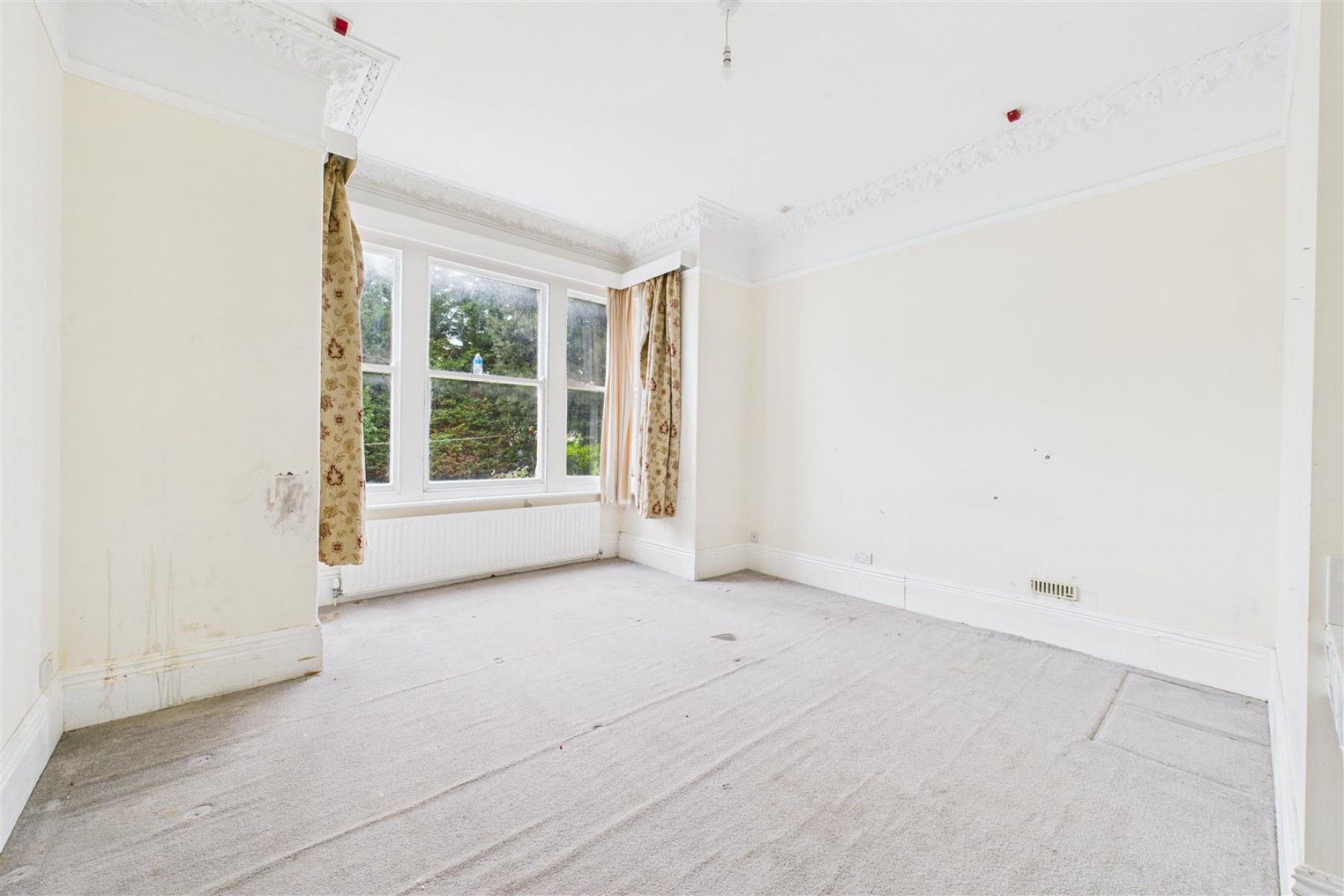 Images for 21 BED HMO | CLEVEDON