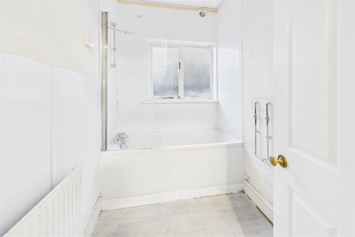 Images for 21 BED HMO | CLEVEDON