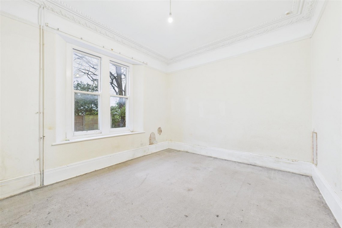 Images for 21 BED HMO | CLEVEDON