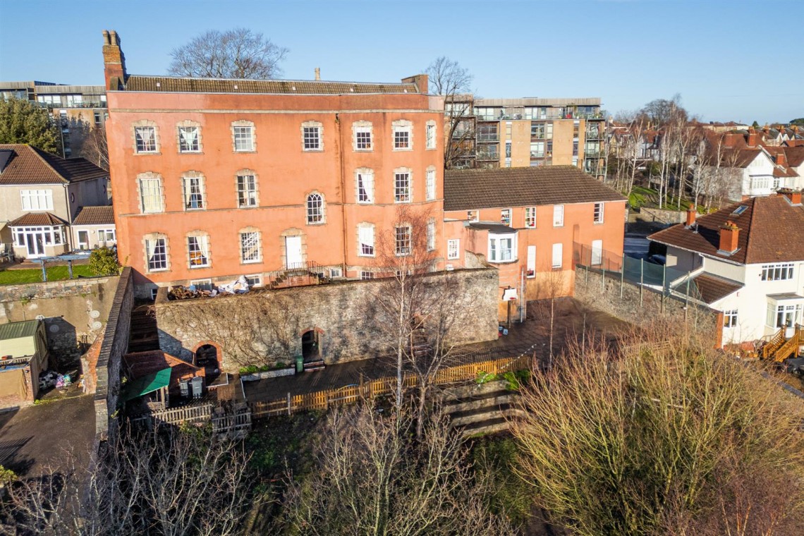 Images for DETACHED | REDLAND