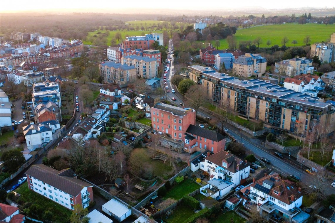 Images for DETACHED | REDLAND