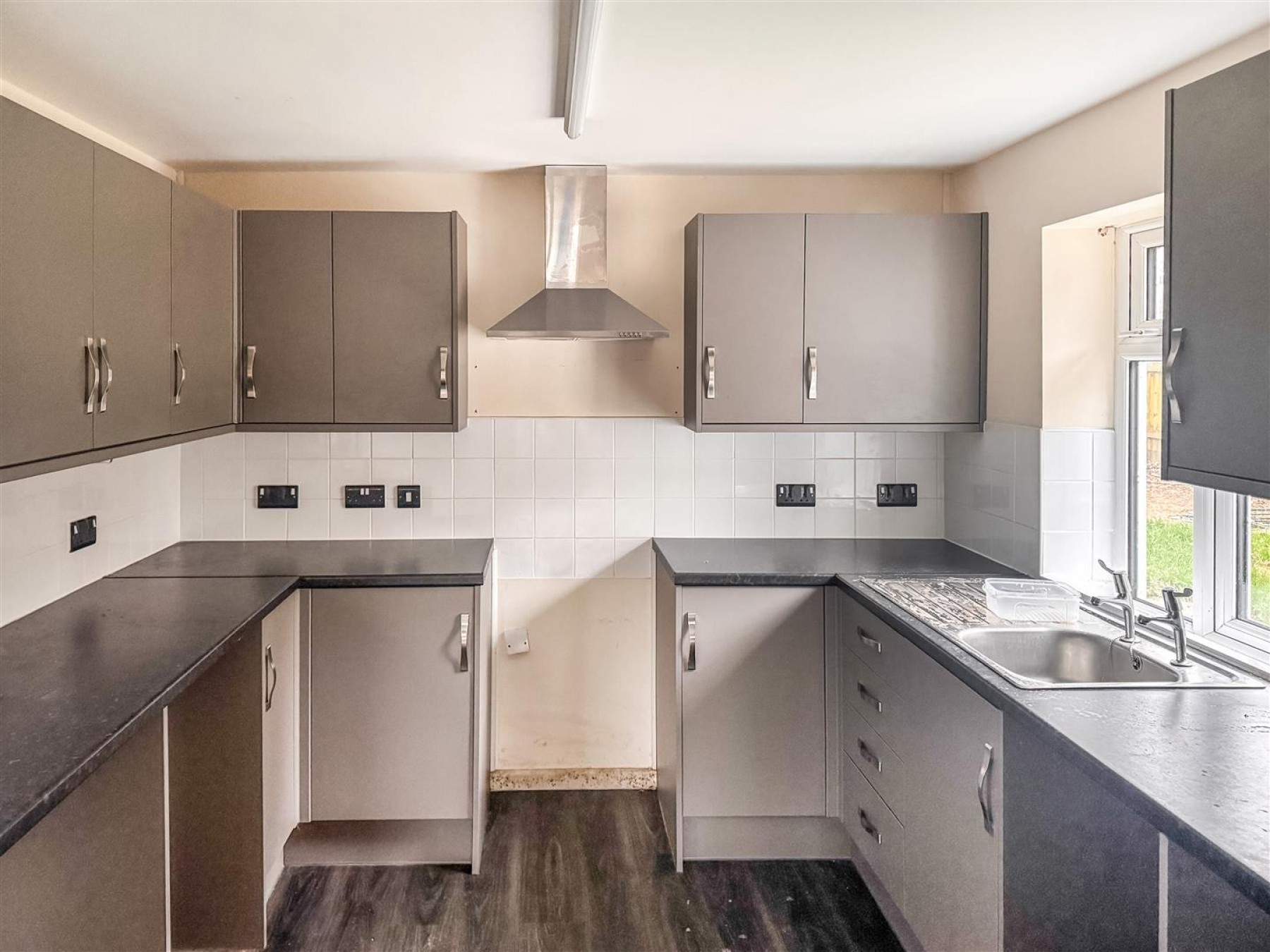 Images for BUNGALOW | STICKLEPATH