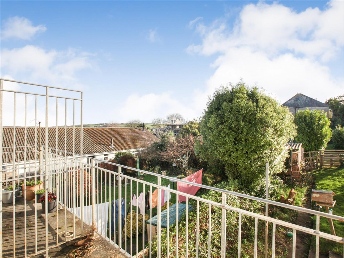 Images for BALCONY FLAT | COSMETIC UPDATING | SALCOMBE
