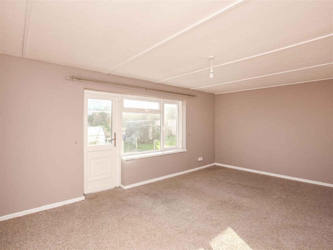 Images for BALCONY FLAT | COSMETIC UPDATING | SALCOMBE