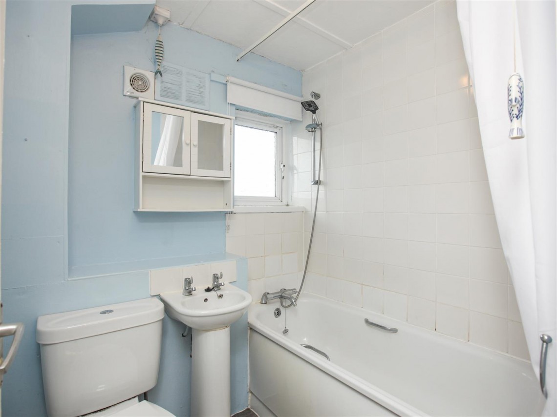 Images for BALCONY FLAT | COSMETIC UPDATING | SALCOMBE