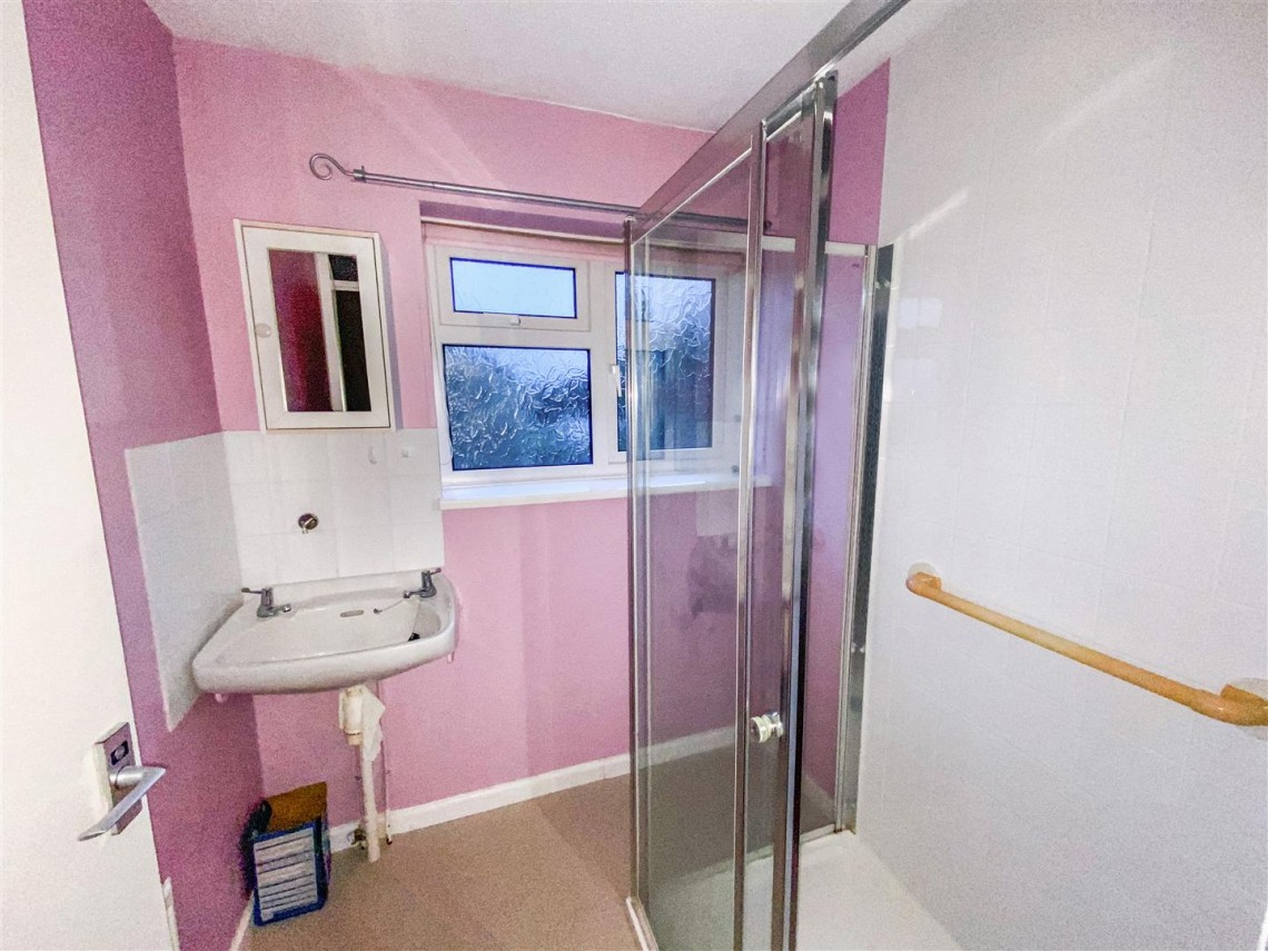 Images for COSMETIC UPDATING | TAVISTOCK