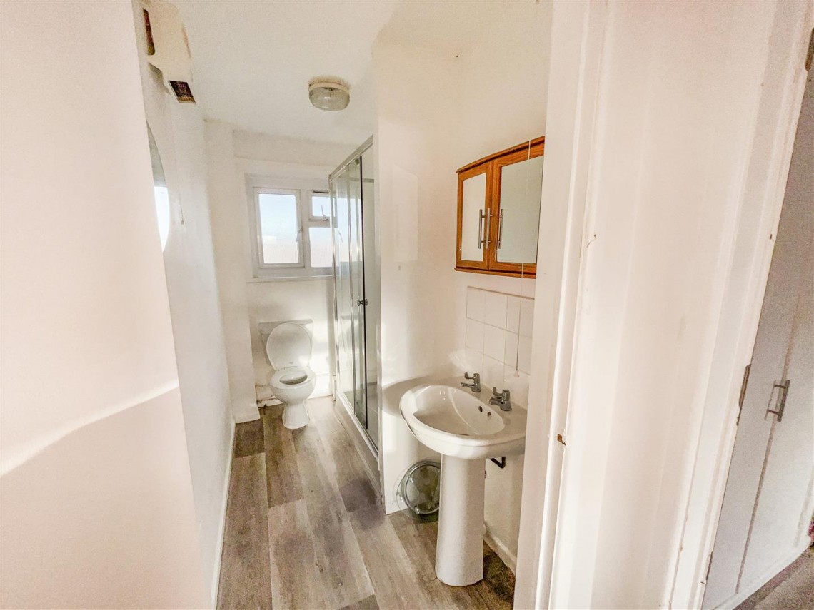 Images for FIRST FLOOR FLAT | TAVISTOCK