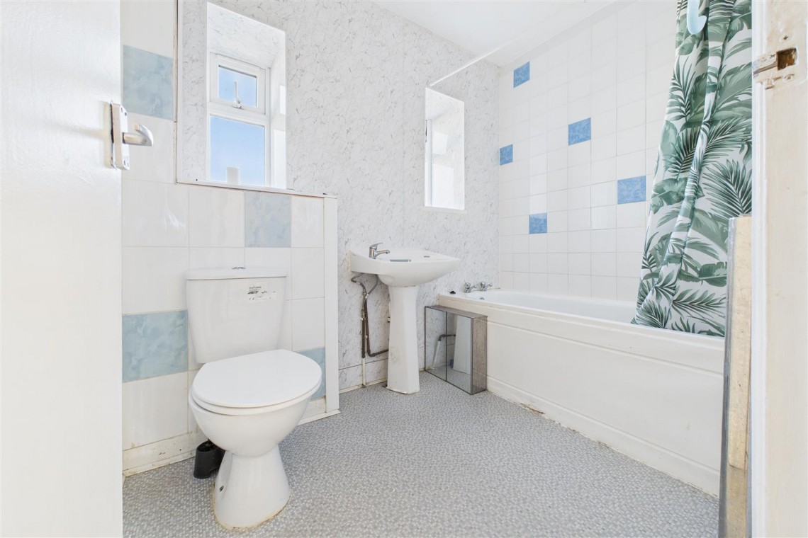 Images for 3 BED HOUSE | WITHYWOOD