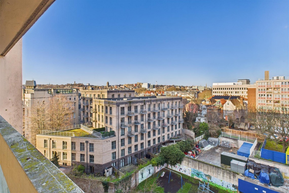 Images for 8TH FLOOR BALCONY FLAT | REDCLIFFE