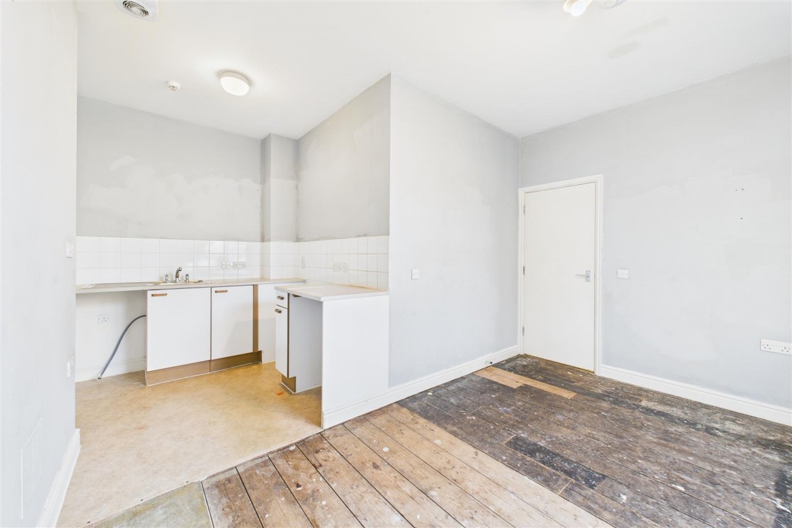 Images for BASIC UPDATING | BURNHAM ON SEA