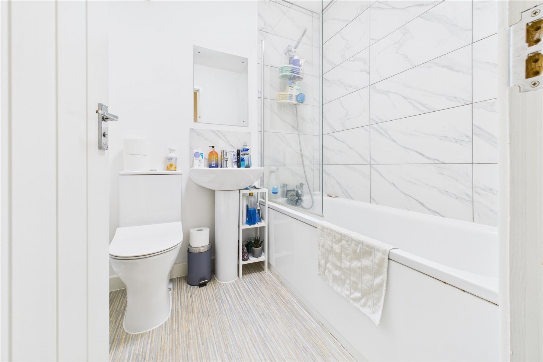 Images for 2 x 2 BED FLATS | £21,900 | TROWBRIDGE