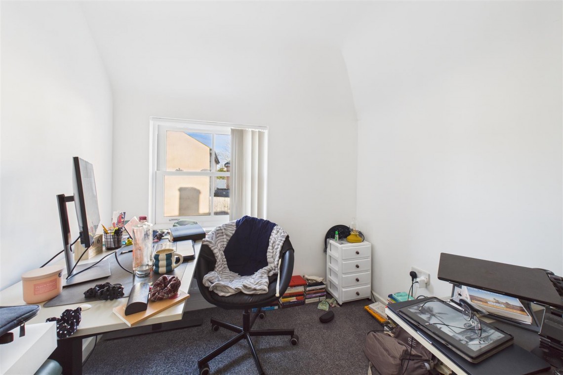Images for 2 x 2 BED FLATS | £21,900 | TROWBRIDGE