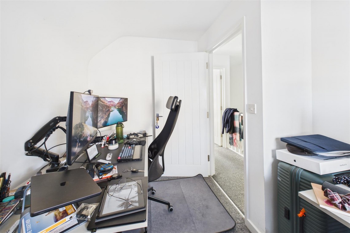 Images for 2 x 2 BED FLATS | £21,900 | TROWBRIDGE