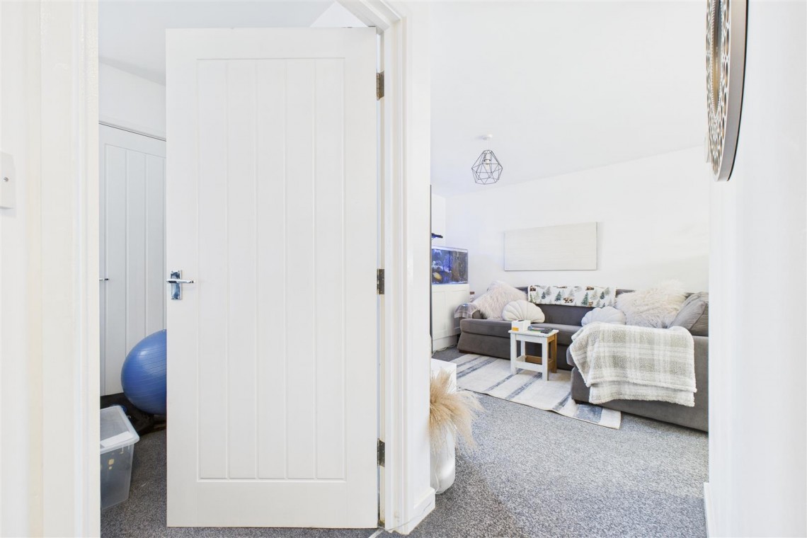 Images for 2 x 2 BED FLATS | £21,900 | TROWBRIDGE