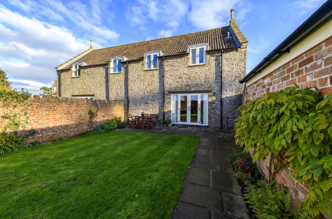 Images for COACH HOUSE - REDUCED FOR AUCTION | THORNBURY