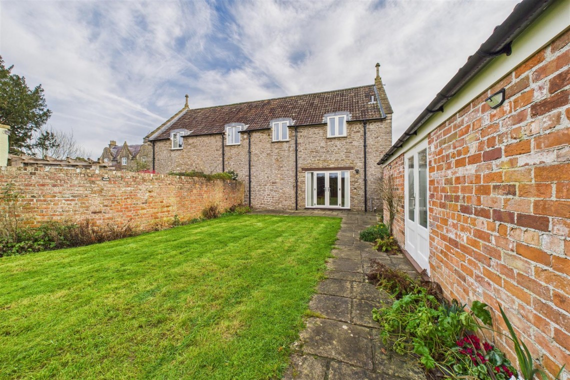 Images for COACH HOUSE - REDUCED FOR AUCTION | THORNBURY