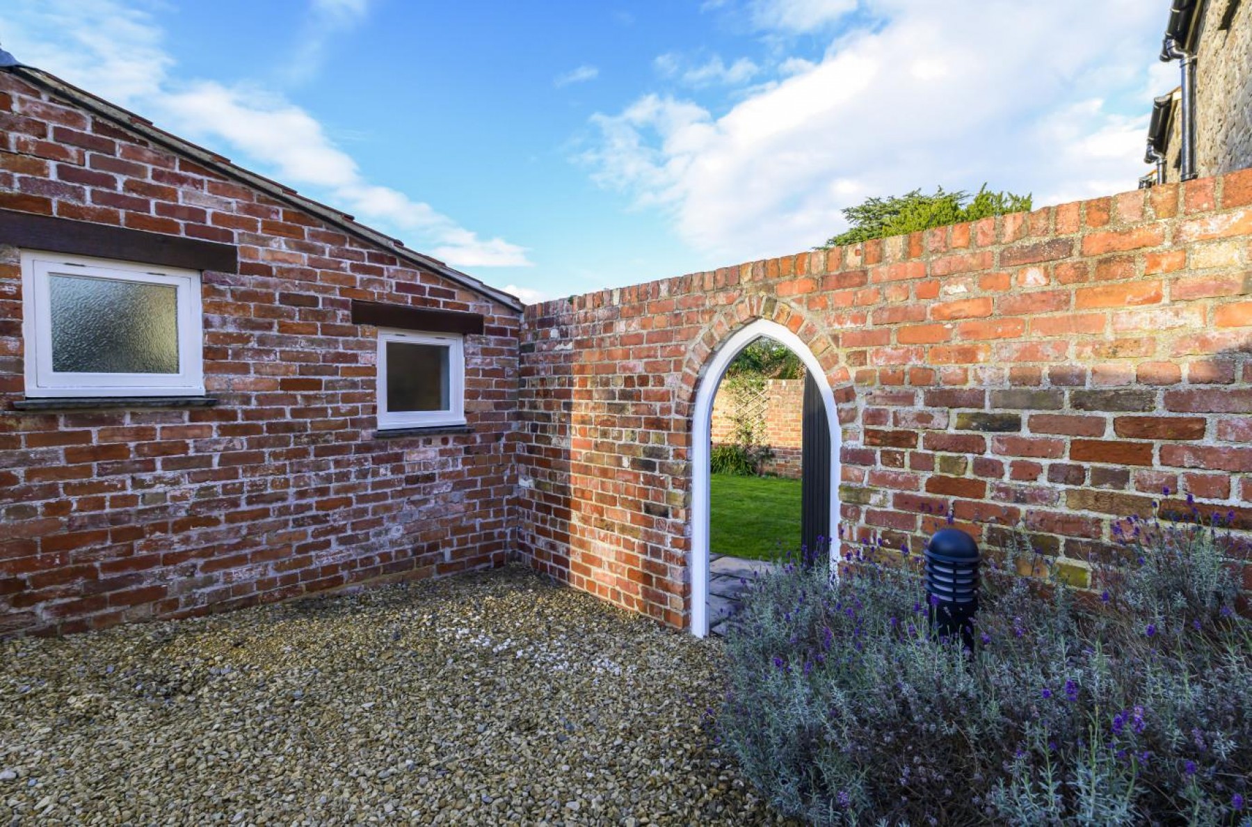 Images for COACH HOUSE - REDUCED FOR AUCTION | THORNBURY