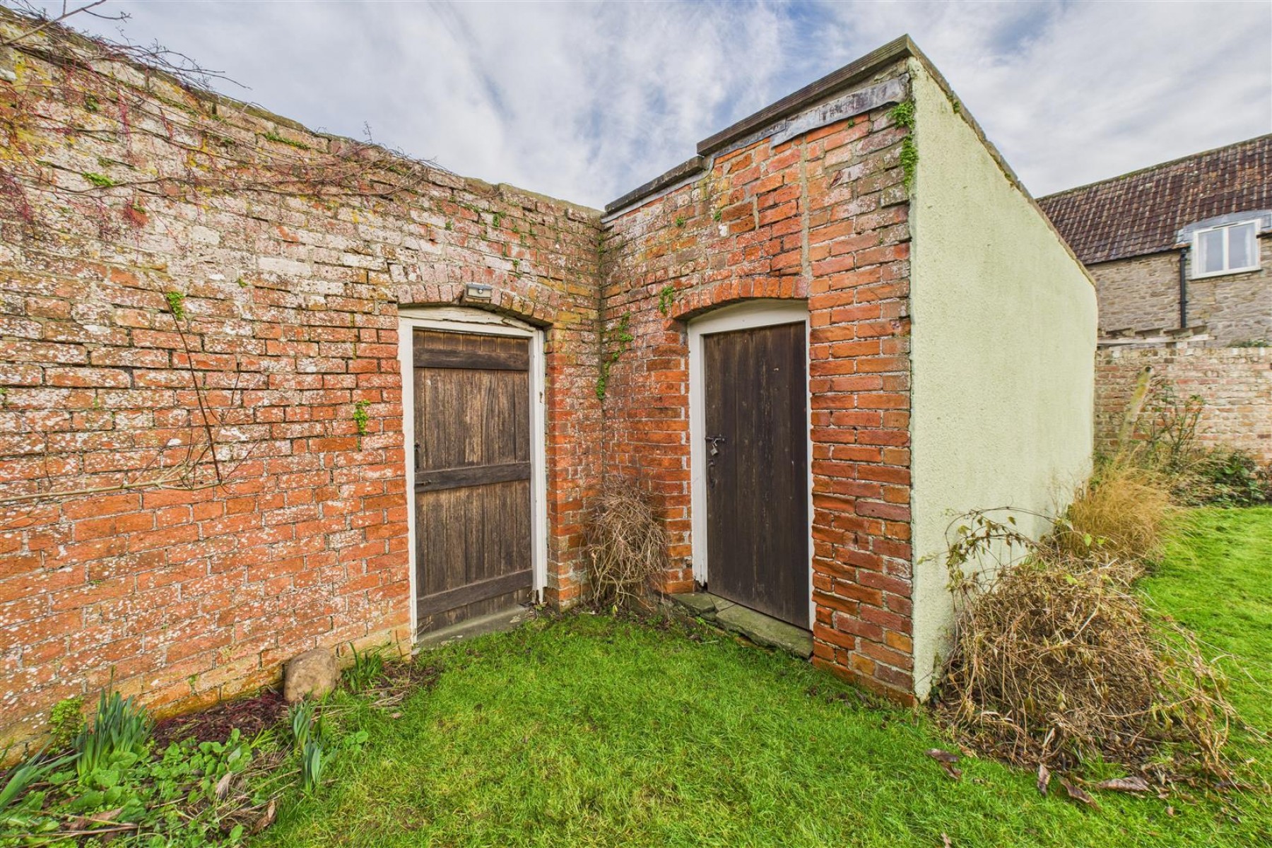 Images for COACH HOUSE - REDUCED FOR AUCTION | THORNBURY