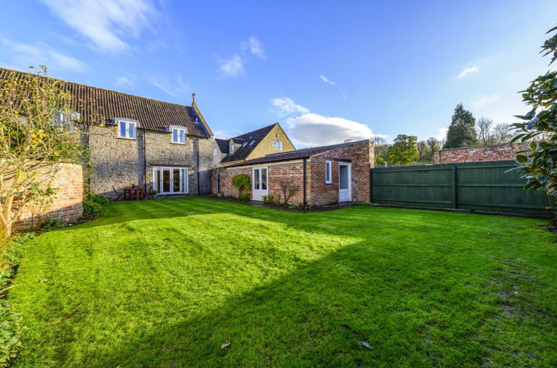 Images for COACH HOUSE - REDUCED FOR AUCTION | THORNBURY