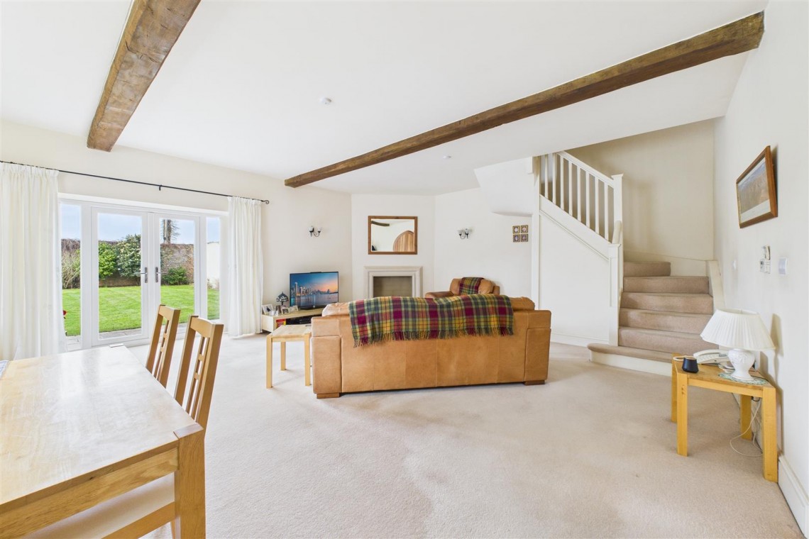 Images for COACH HOUSE - REDUCED FOR AUCTION | THORNBURY