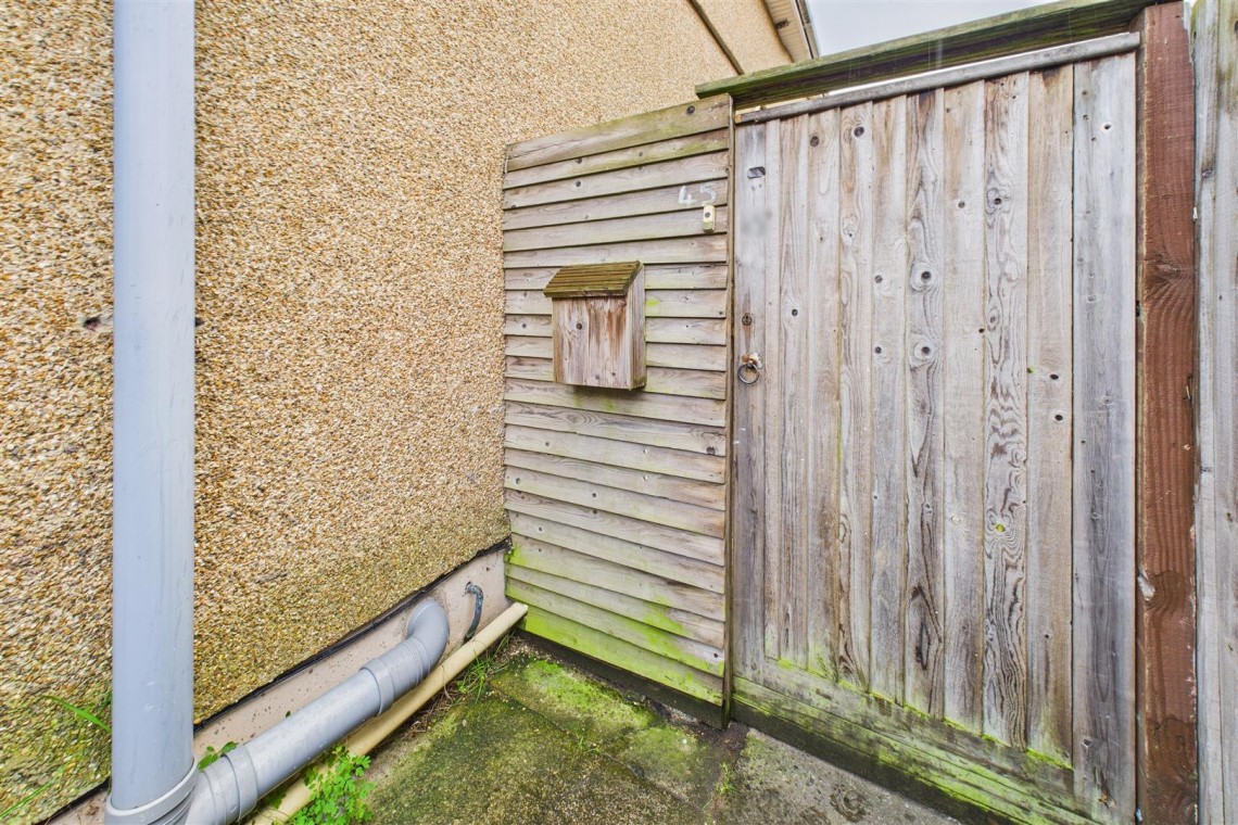 Images for 2 x 2 BED FLATS | £28K PA | BS4