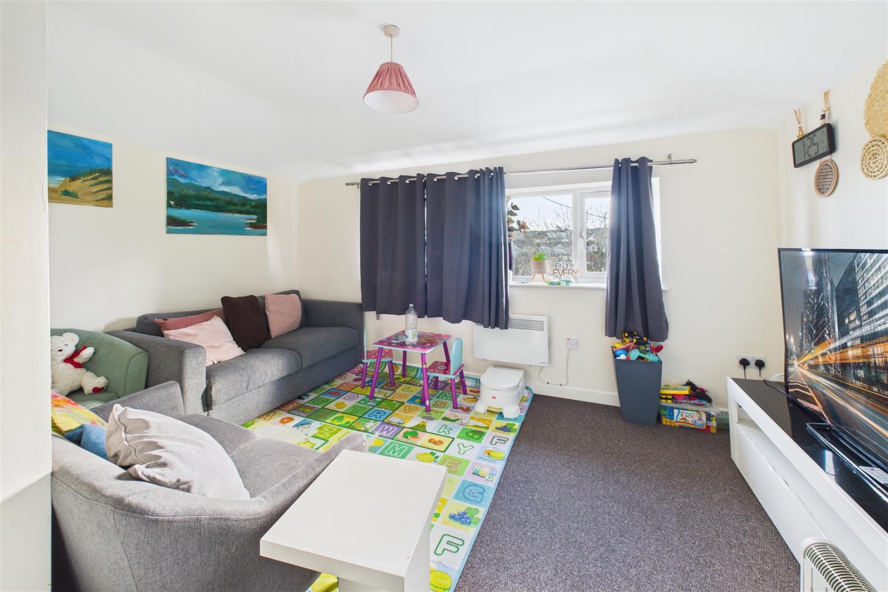 Images for 2 x 2 BED FLATS | £28K PA | BS4