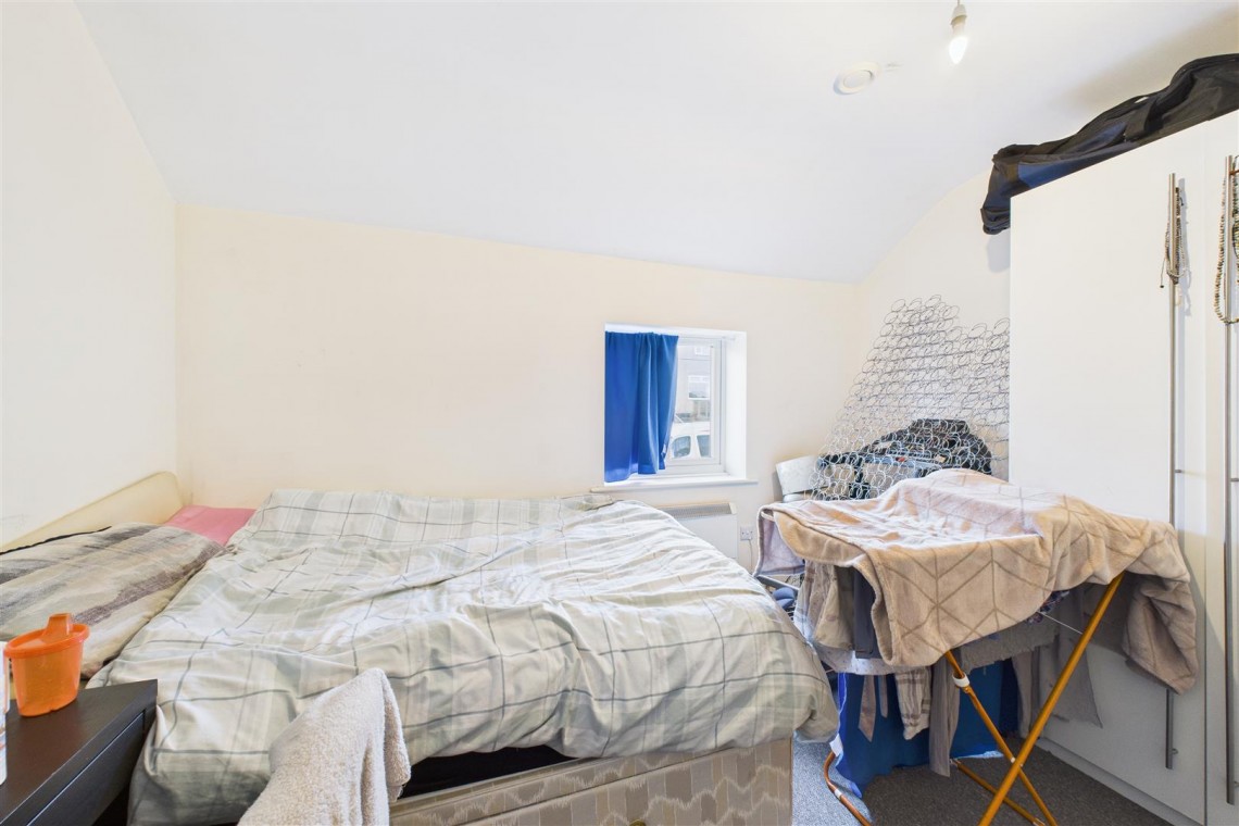 Images for 2 x 2 BED FLATS | £28K PA | BS4