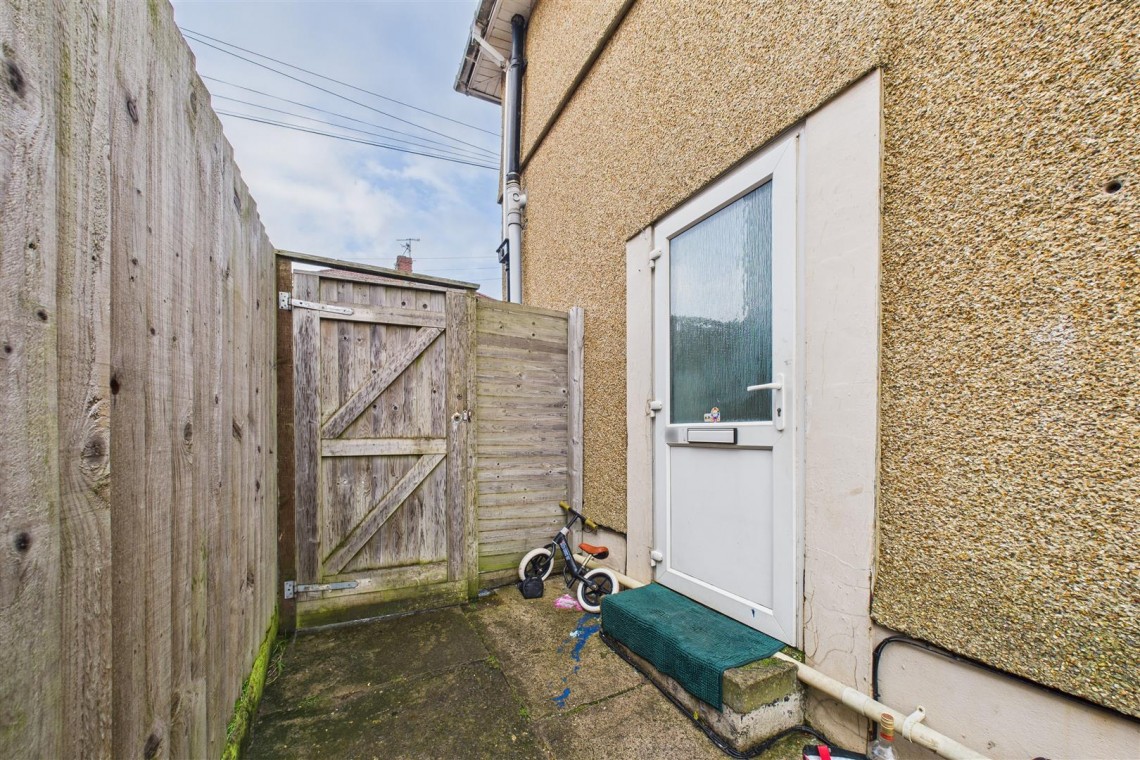 Images for 2 x 2 BED FLATS | £28K PA | BS4