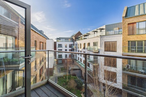 Gaol Ferry Steps, Whapping Wharf
