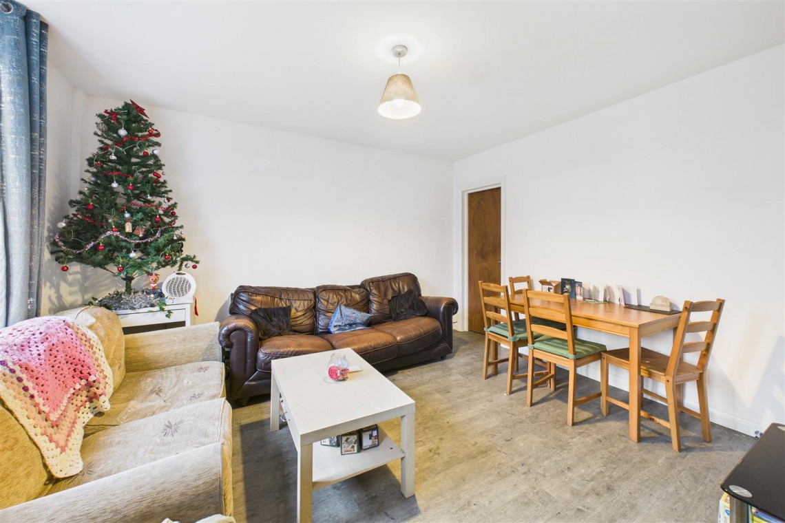 Images for 5 BED HMO | £35K + | FISHPONDS