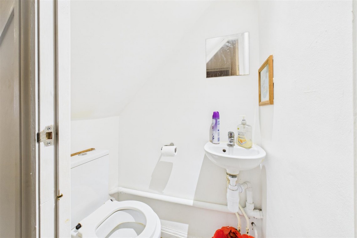 Images for 5 BED HMO | £35K + | FISHPONDS