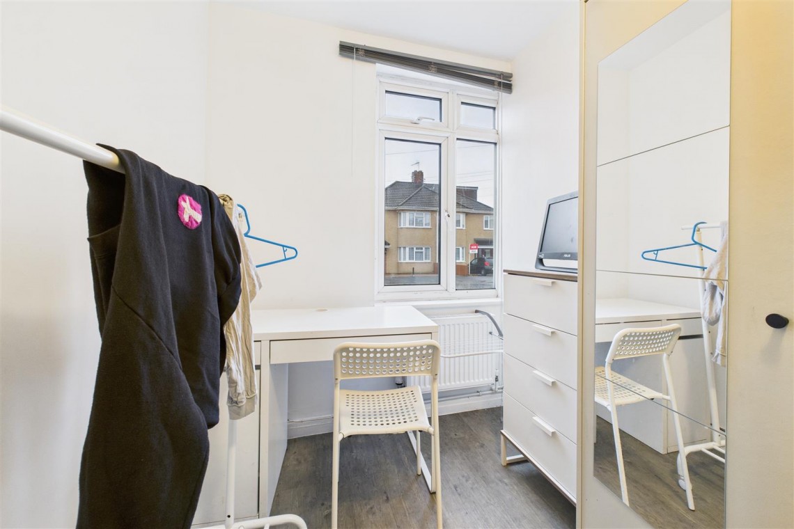 Images for 5 BED HMO | £35K + | FISHPONDS