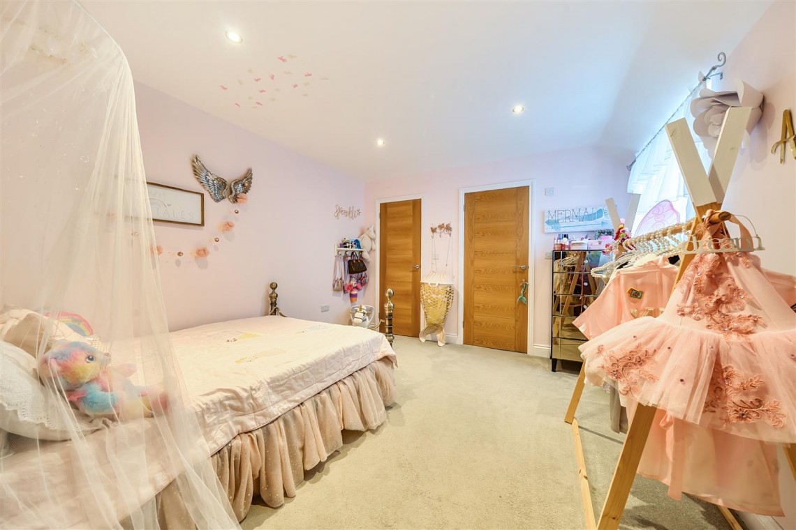 Images for Greenwell Lane, Langford