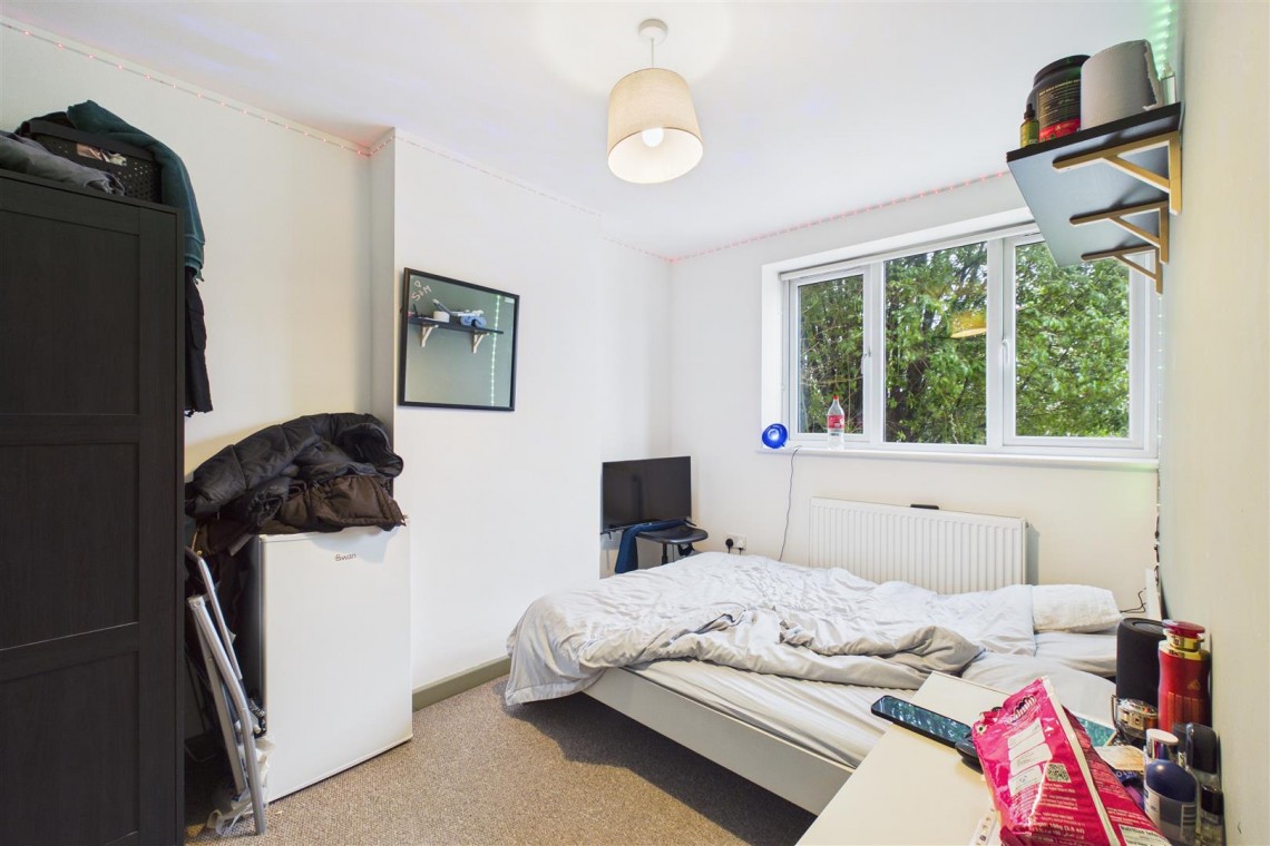 Images for 8 BED HMO | £76,800 pa | BS7