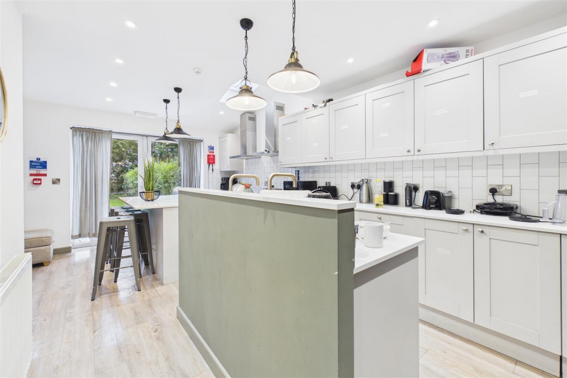 Images for 8 BED HMO | £76,800 pa | BS7