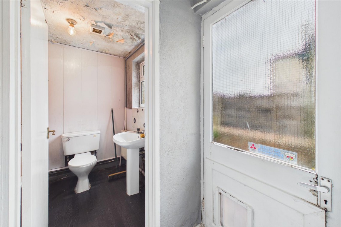 Images for HOUSE | UPDATING | KINGSWOOD