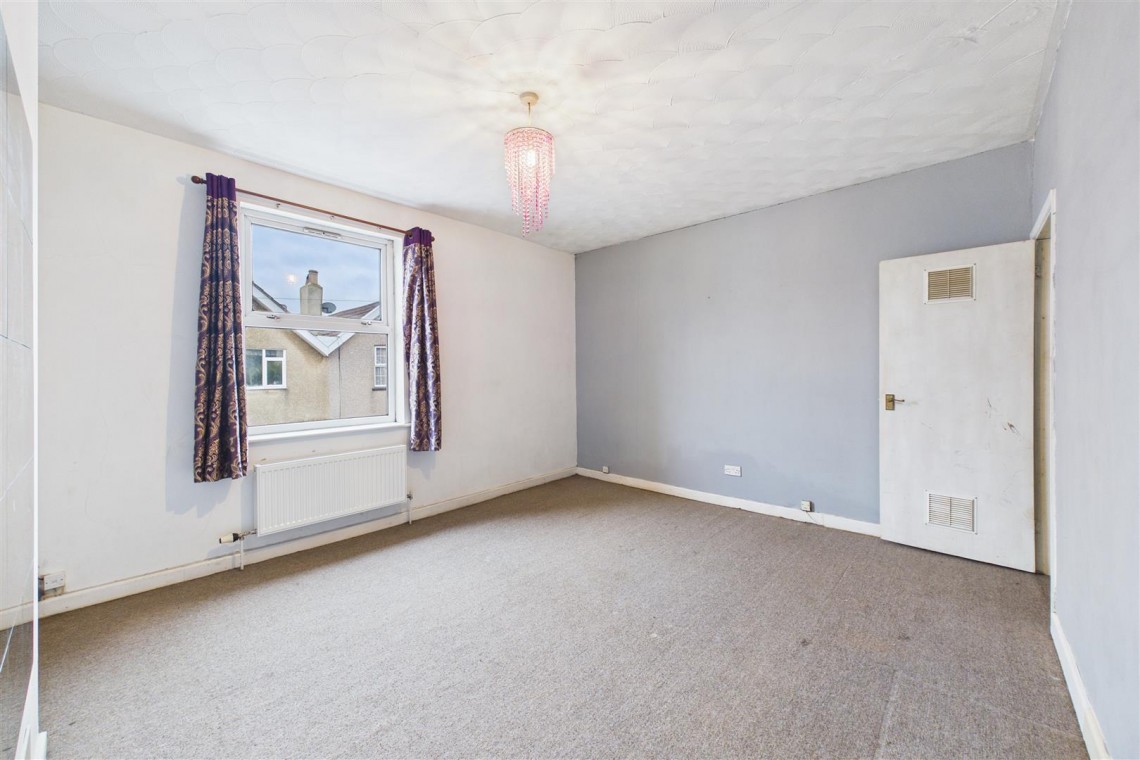 Images for HOUSE | UPDATING | KINGSWOOD