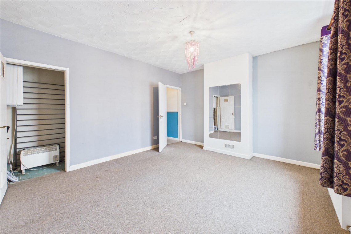 Images for HOUSE | UPDATING | KINGSWOOD