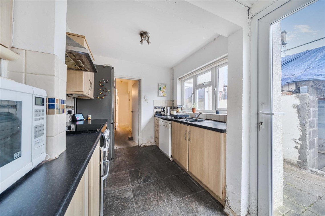 Images for Balfour Road, Ashton