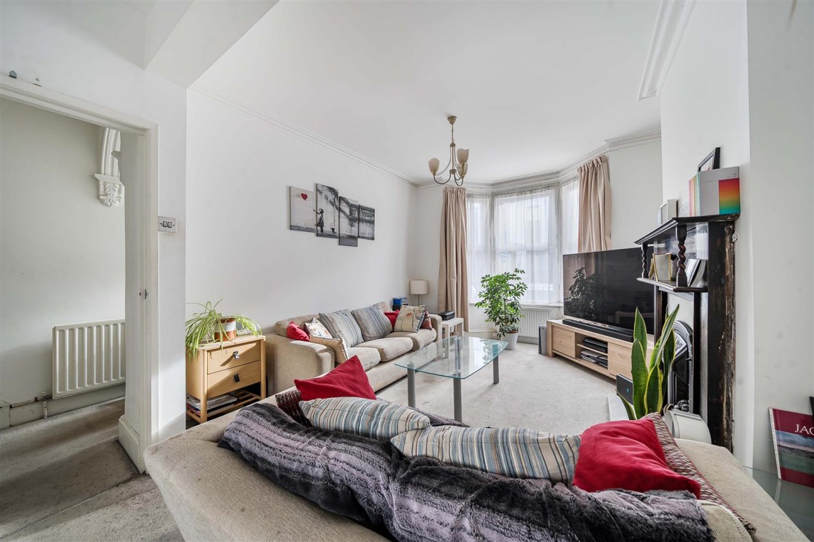 Images for Balfour Road, Ashton