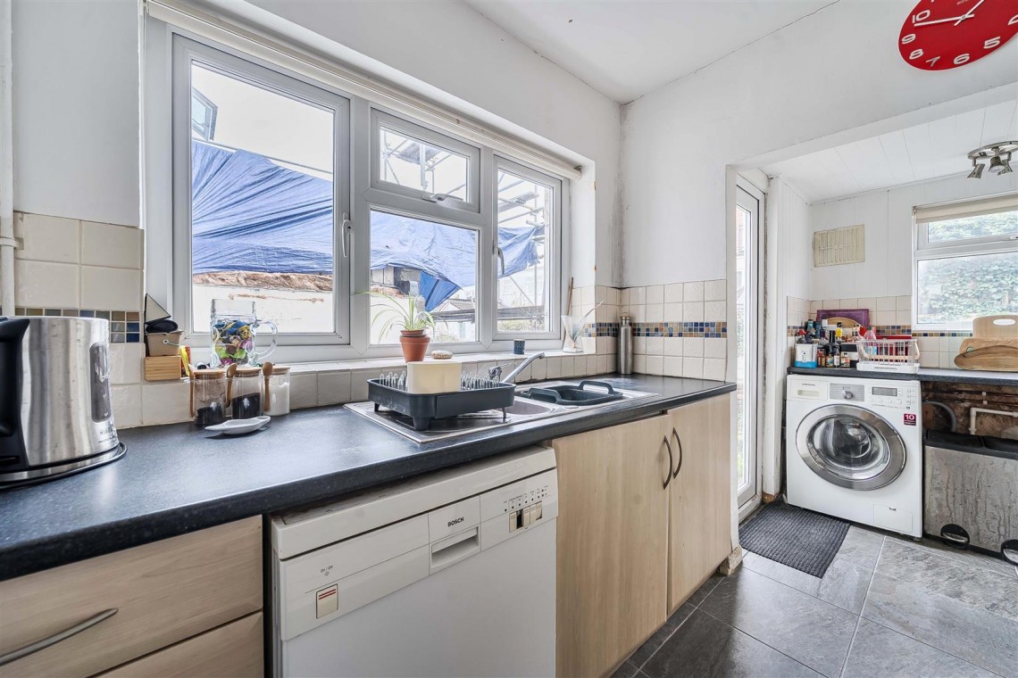 Images for Balfour Road, Ashton