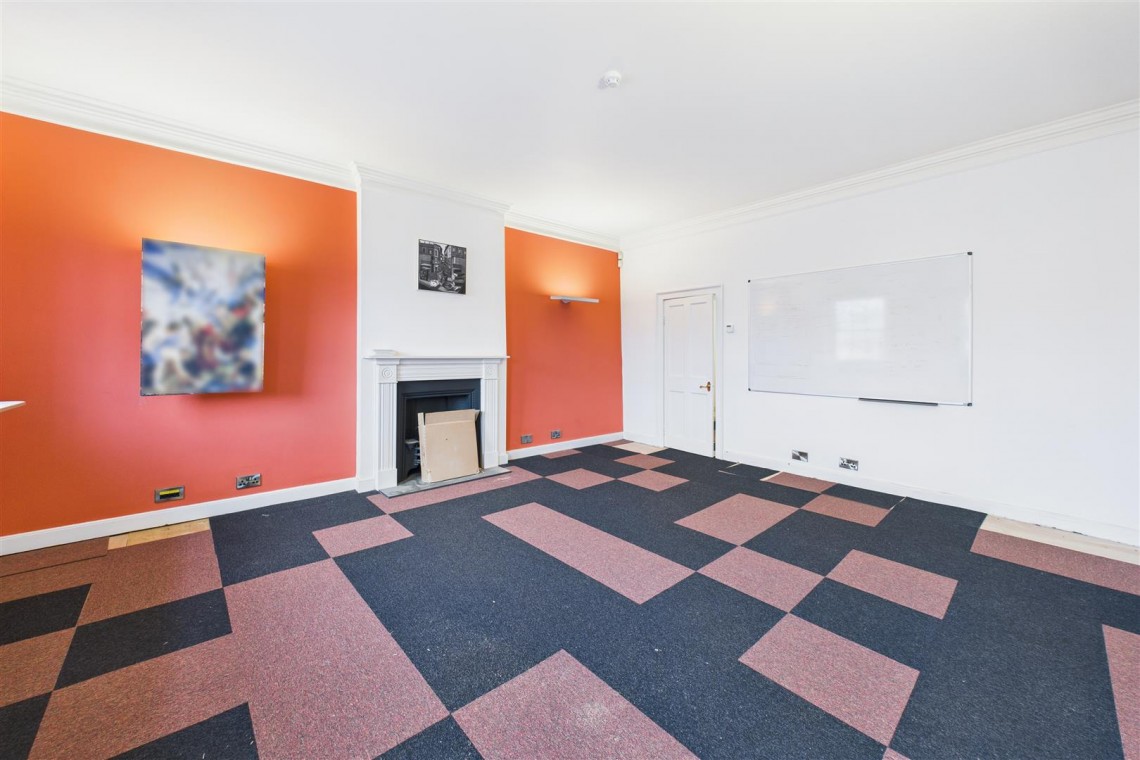 Images for GEORGIAN GEM WITH POTENTIAL | BS8