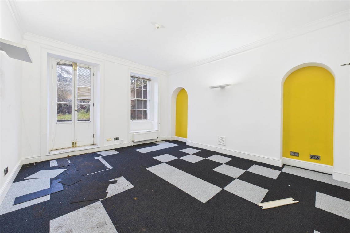 Images for GEORGIAN GEM WITH POTENTIAL | BS8