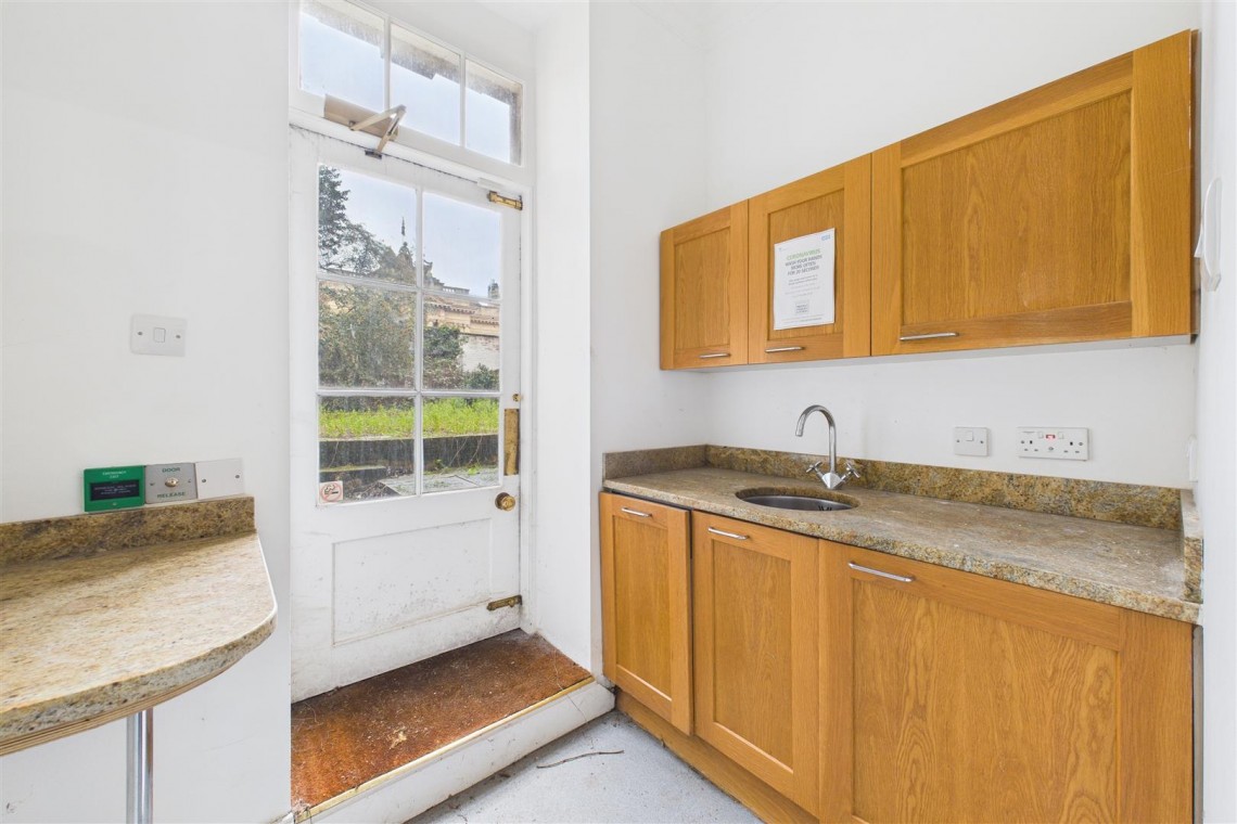 Images for GEORGIAN GEM WITH POTENTIAL | BS8