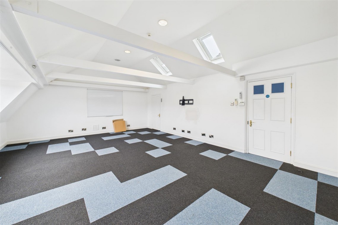 Images for GEORGIAN GEM WITH POTENTIAL | BS8