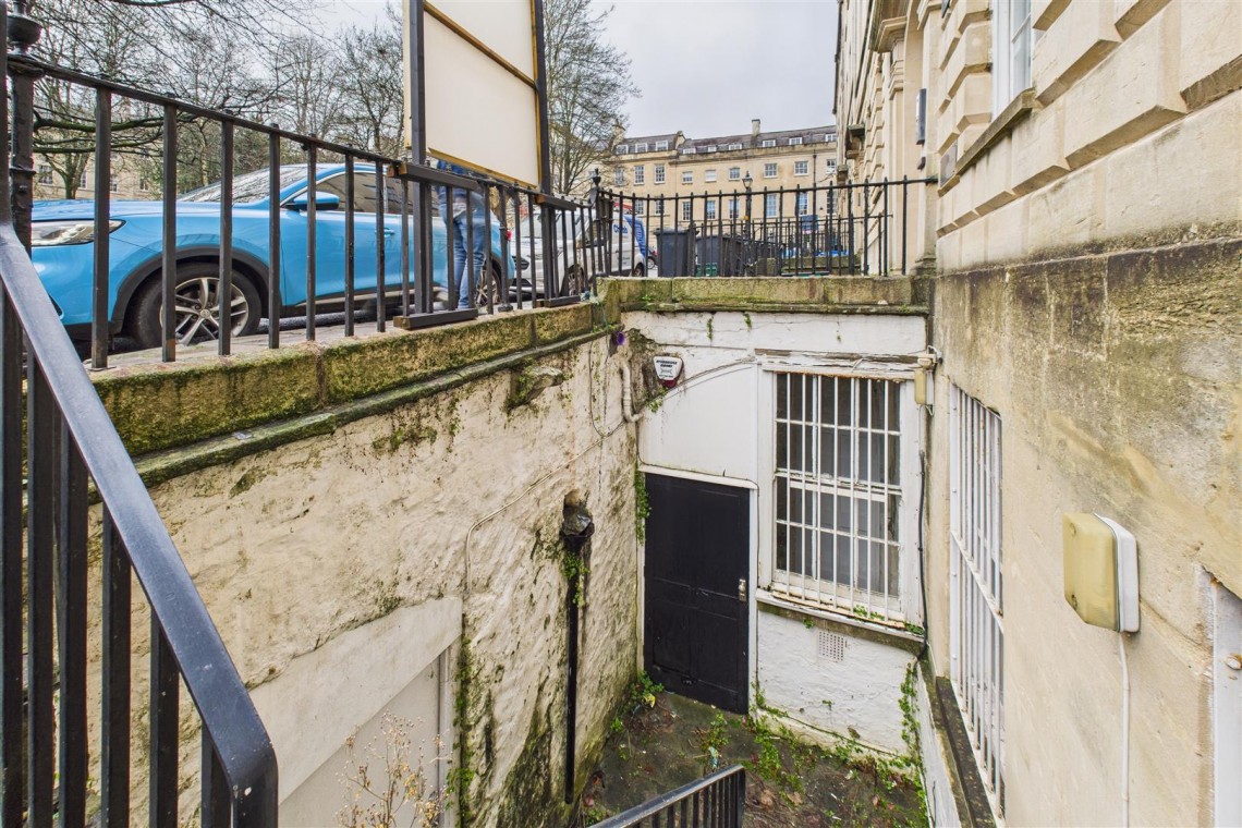 Images for GEORGIAN GEM WITH POTENTIAL | BS8