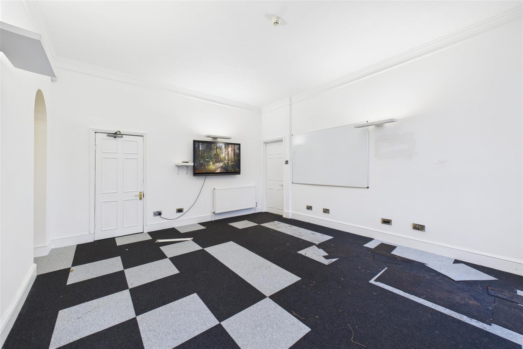 Images for GEORGIAN GEM WITH POTENTIAL | BS8