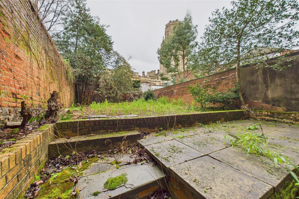 Images for GEORGIAN GEM WITH POTENTIAL | BS8