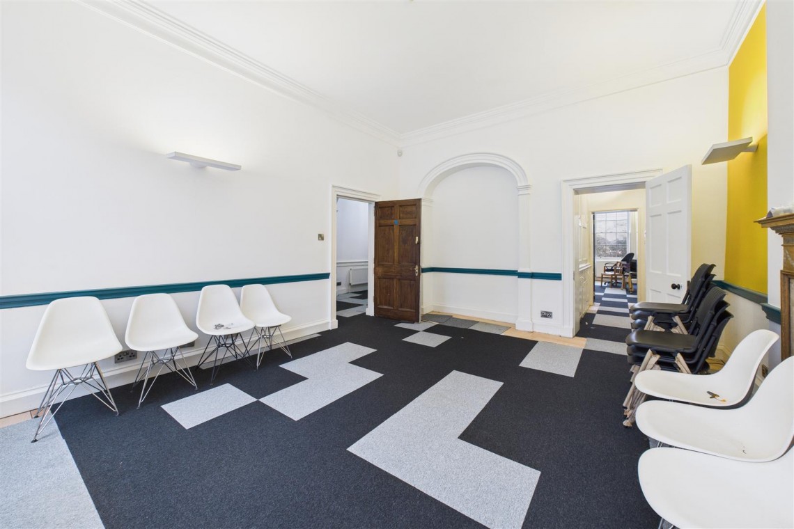 Images for GEORGIAN GEM WITH POTENTIAL | BS8