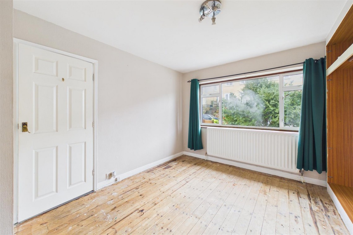 Images for HOUSE | BASIC UPDATING | ODD DOWN